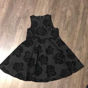 Torrid black on black dress. Gorgeous fabric. 18